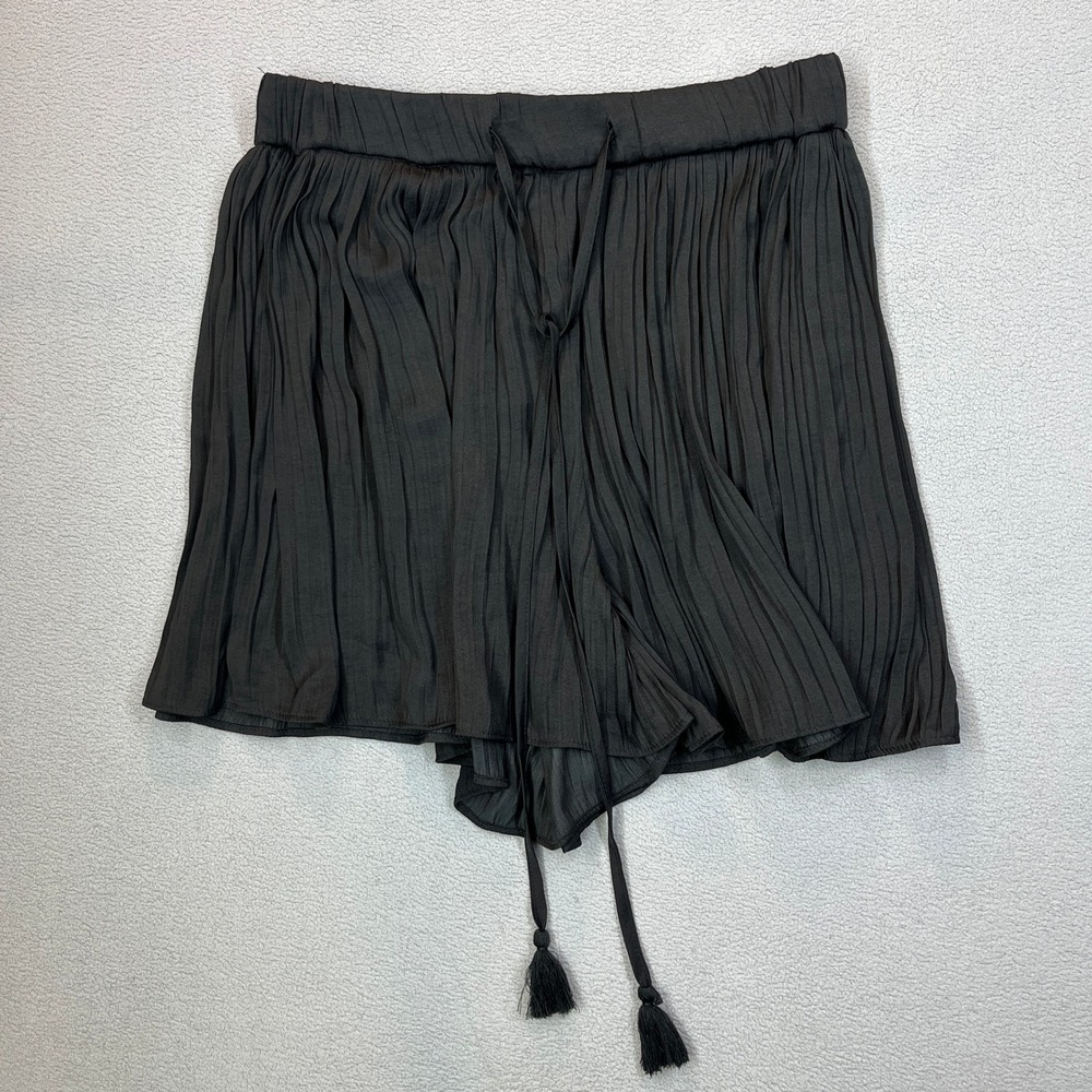 ZARA Black Pleated Flowy Shorts with Tassel Drawstring Size Medium